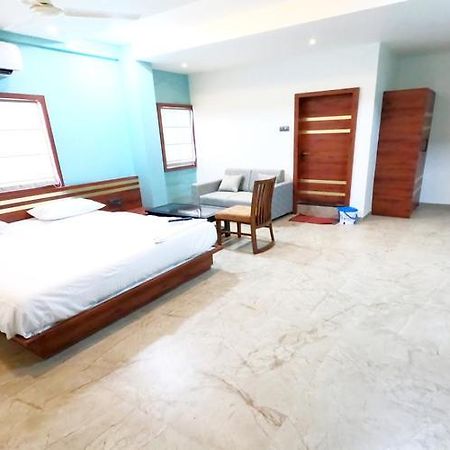 Hotel United House Sirdi Kültér fotó