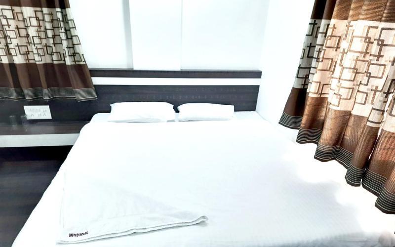 Hotel United House Sirdi Kültér fotó