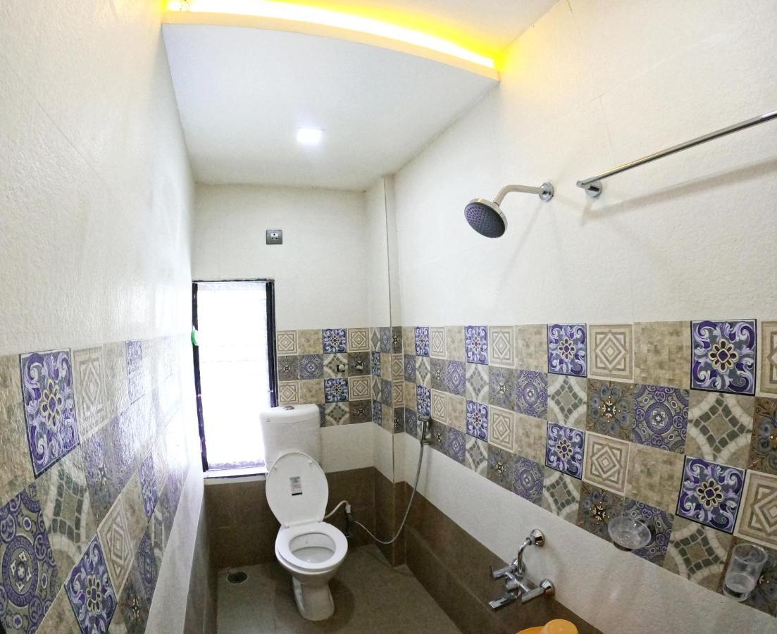 Hotel United House Sirdi Kültér fotó